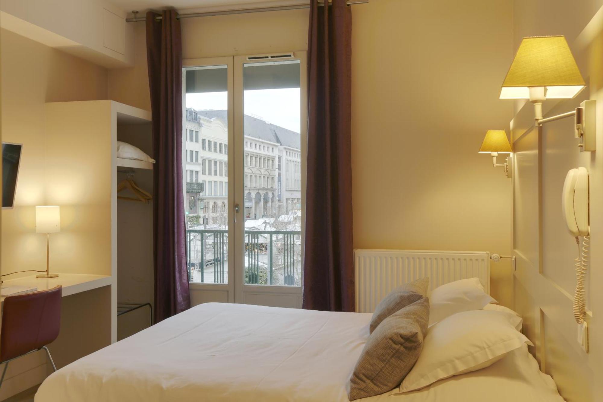 Hotel Cardinal Rouen Exterior photo